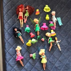 LOT Of TINKERBELLE & FRIENDS TINY DOLLS/CLOTHES